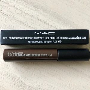 MAC Waterproof Brow Set